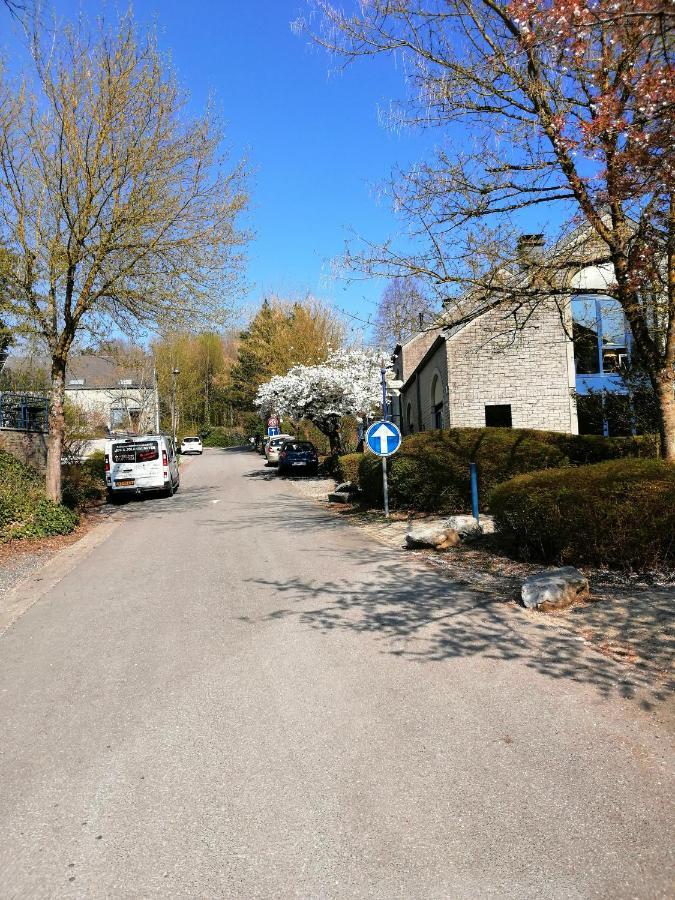 Durbuy, Ses Ruelles Pittoresques, 2Eme Etape Appartement Buitenkant foto