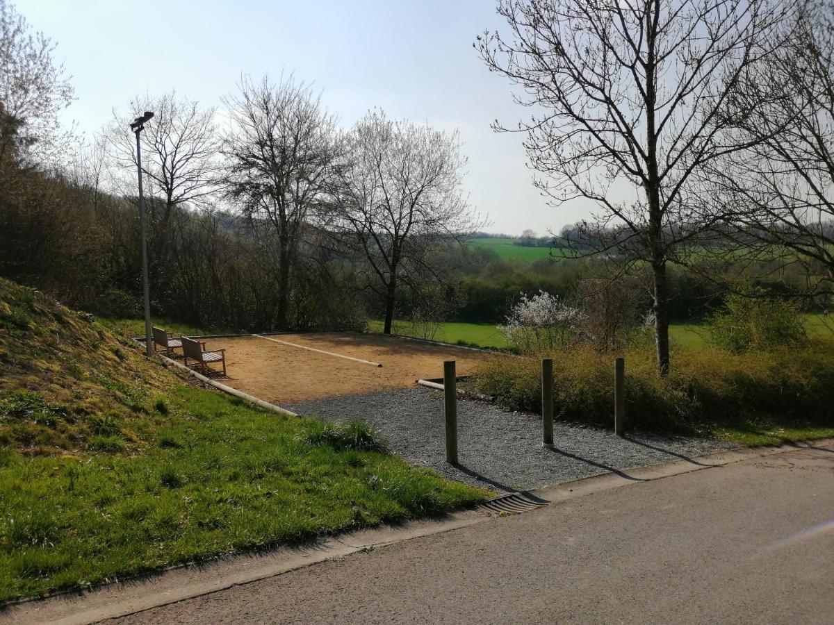 Durbuy, Ses Ruelles Pittoresques, 2Eme Etape Appartement Buitenkant foto